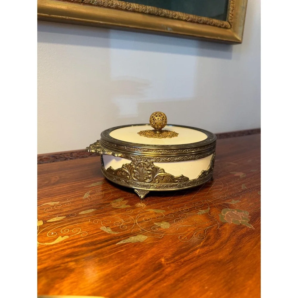 Vintage‎ Brass Vanity Dish with Lid, Hollywood Regency Trinket Box